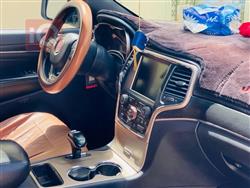 جیپ گراند شیرۆکی